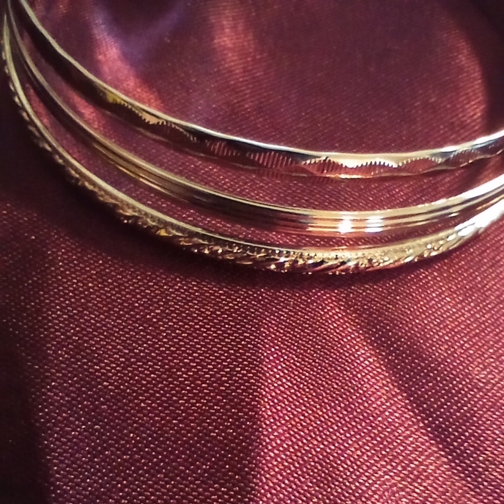 Set Of Three Vintage Stackable Bangle Bracelets - image 3